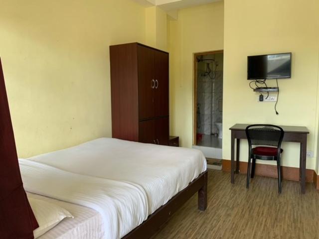 Sweet Home Guest House Шиллонг Экстерьер фото