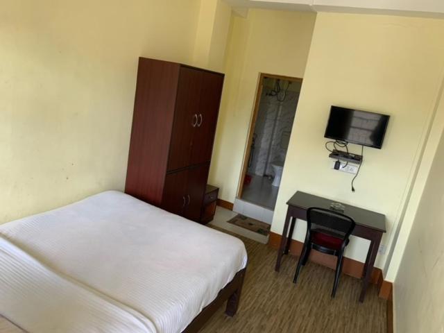 Sweet Home Guest House Шиллонг Экстерьер фото